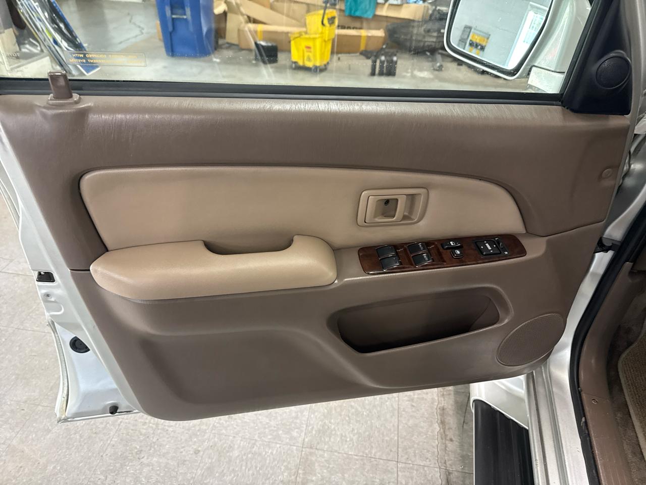 Toyota 4Runner Limited 4WD 2001