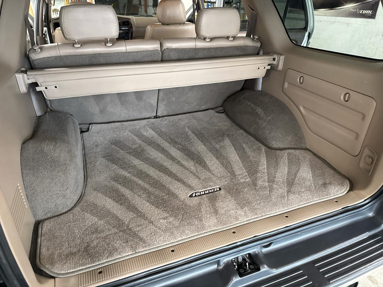 Toyota 4Runner Limited 4WD 2001