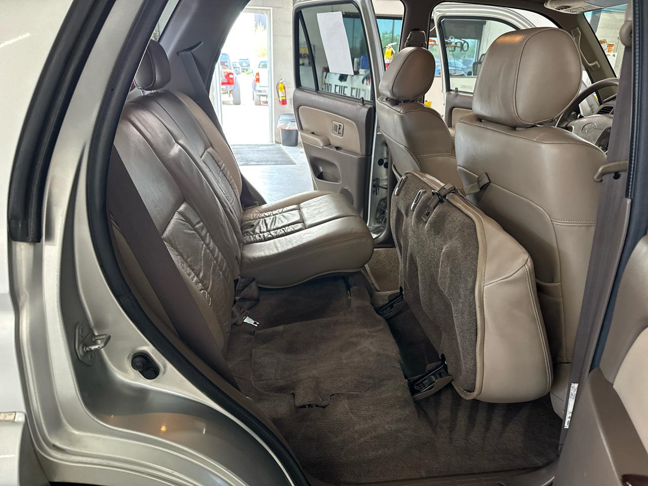 Toyota 4Runner Limited 4WD 2001