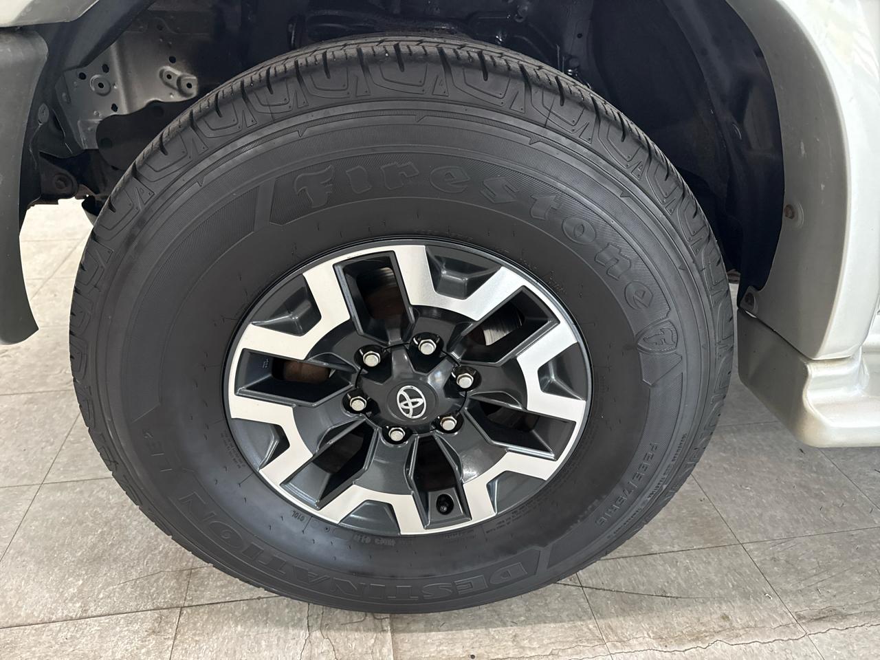 Toyota 4Runner Limited 4WD 2001