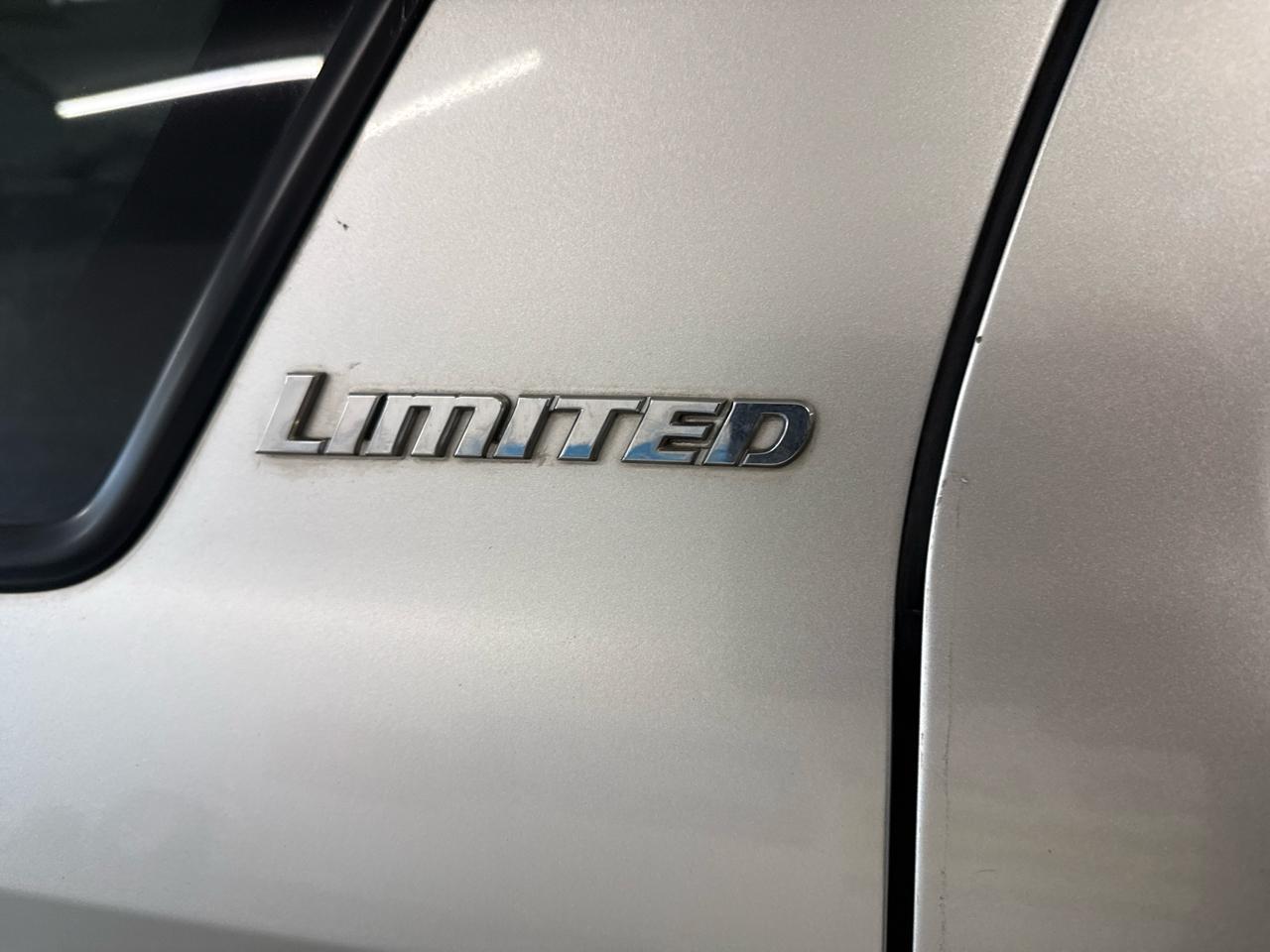 Toyota 4Runner Limited 4WD 2001