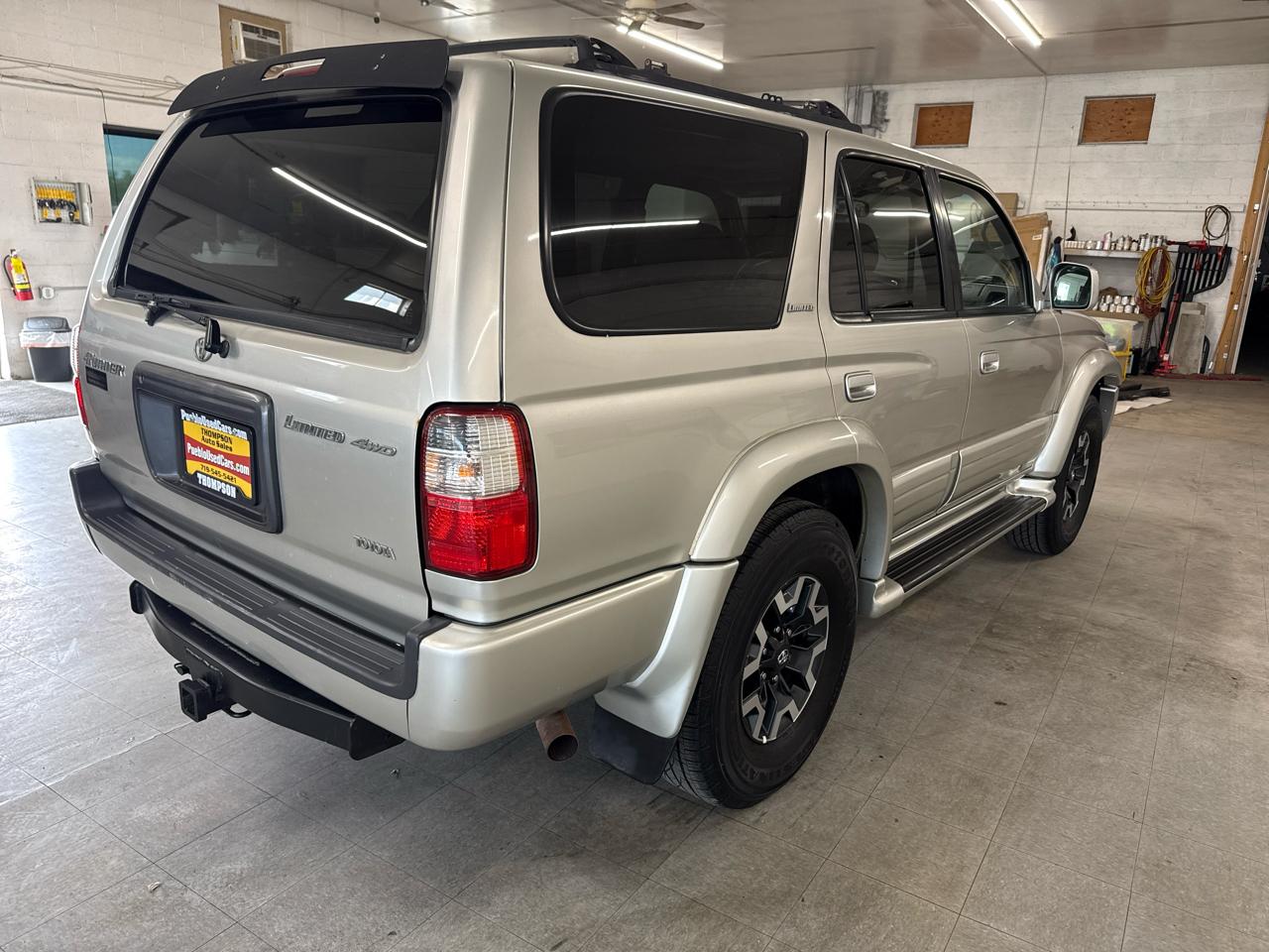 Toyota 4Runner Limited 4WD 2001