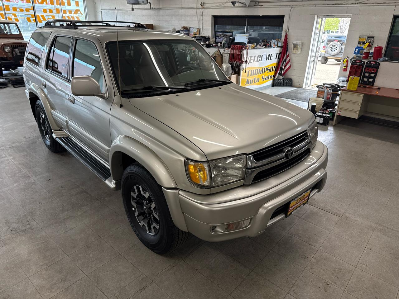 Toyota 4Runner Limited 4WD 2001