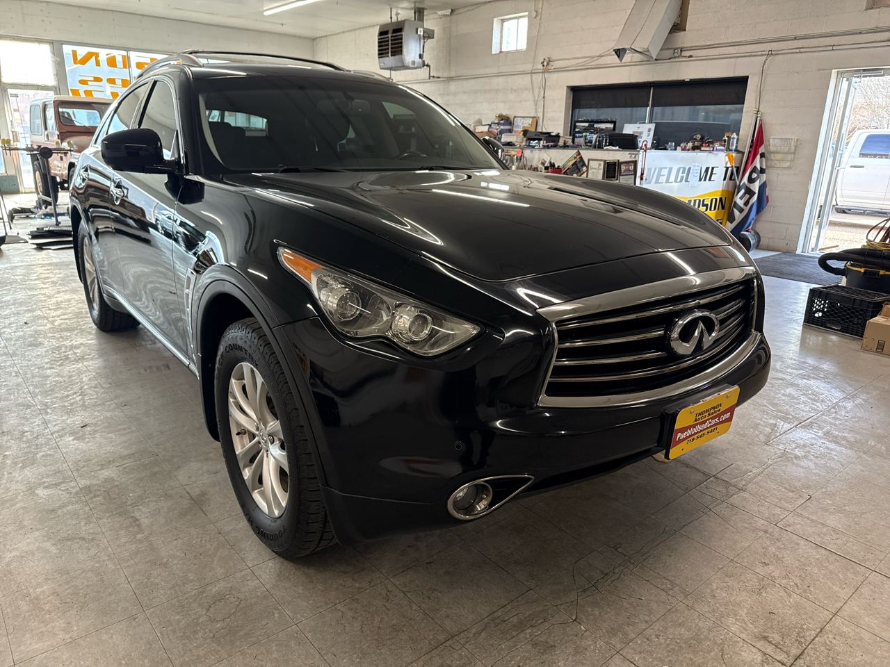 Infiniti FX35  2012