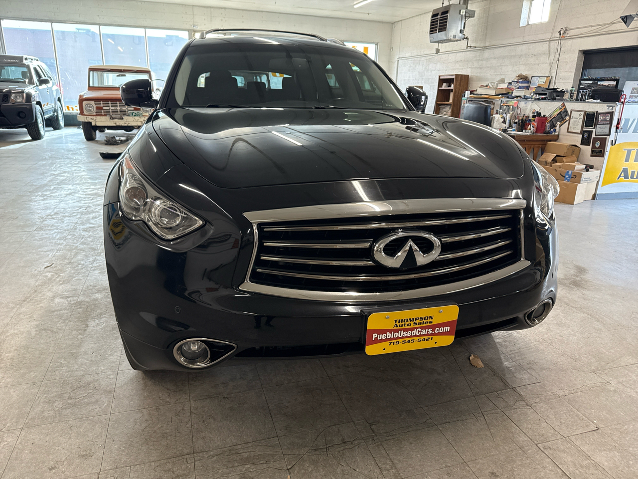 Infiniti FX35  2012