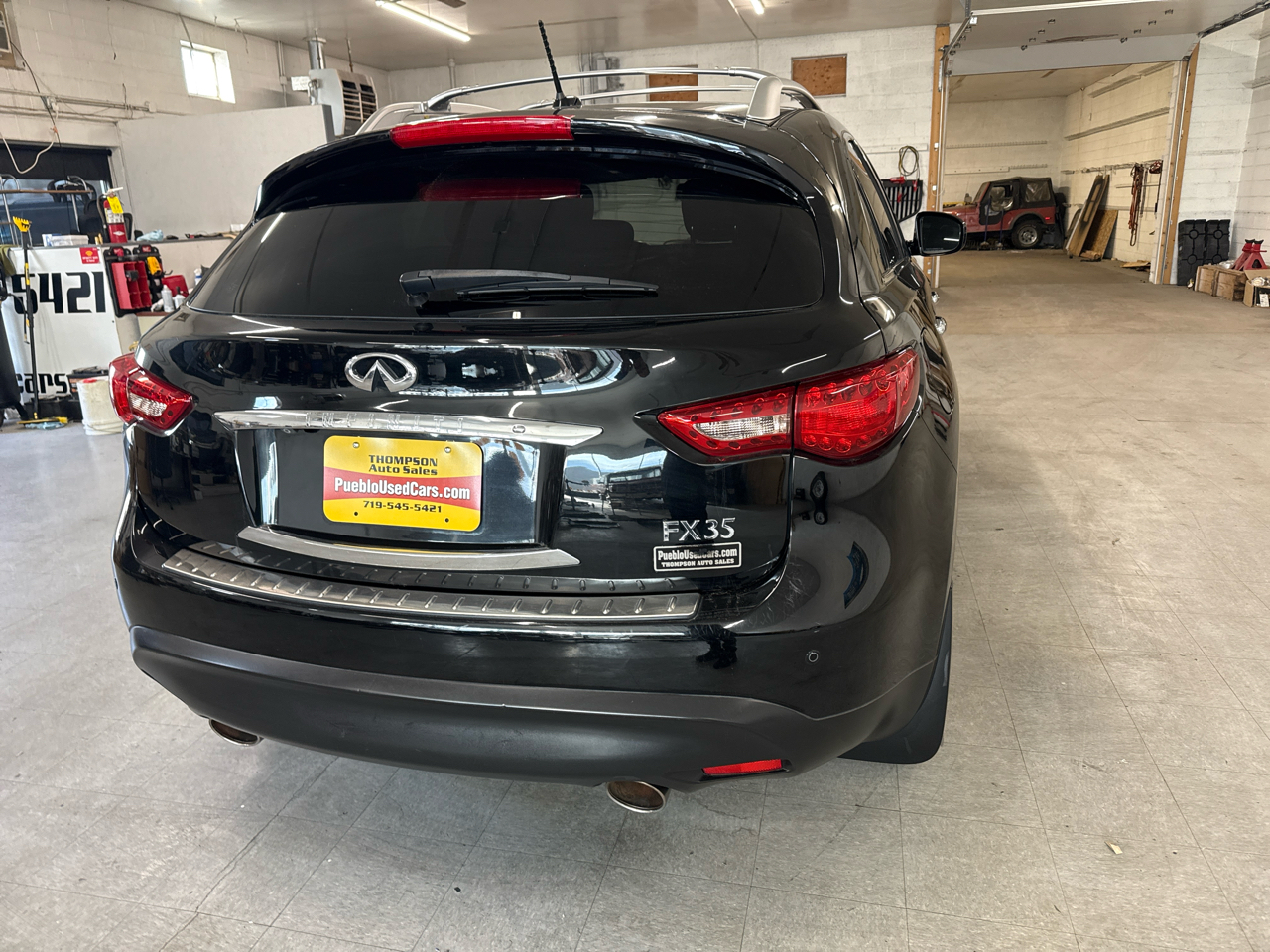Infiniti FX35  2012