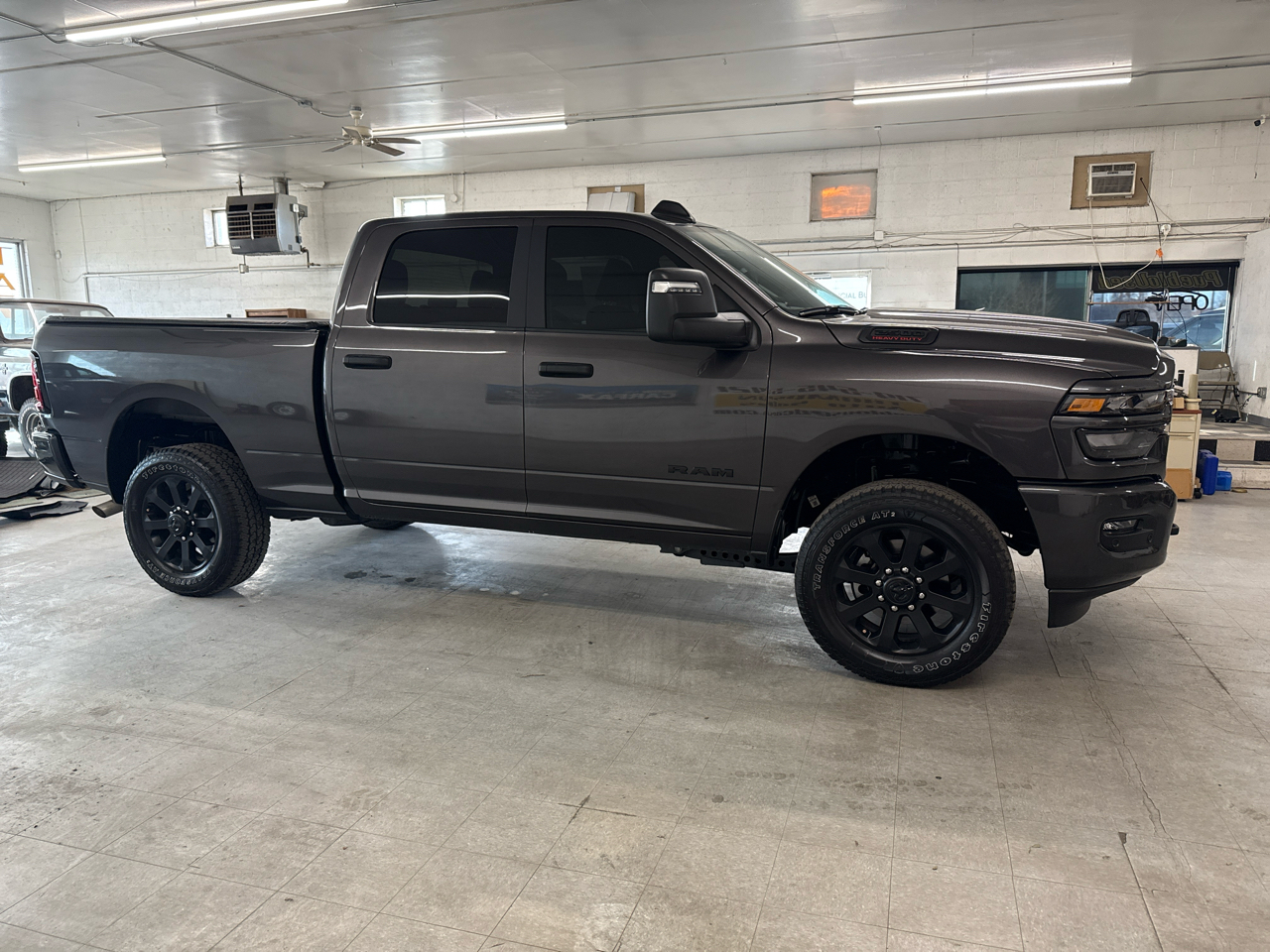 RAM 2500 Big Horn Crew Cab 4WD 2025