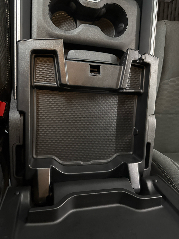 RAM 2500 Big Horn Crew Cab 4WD 2025