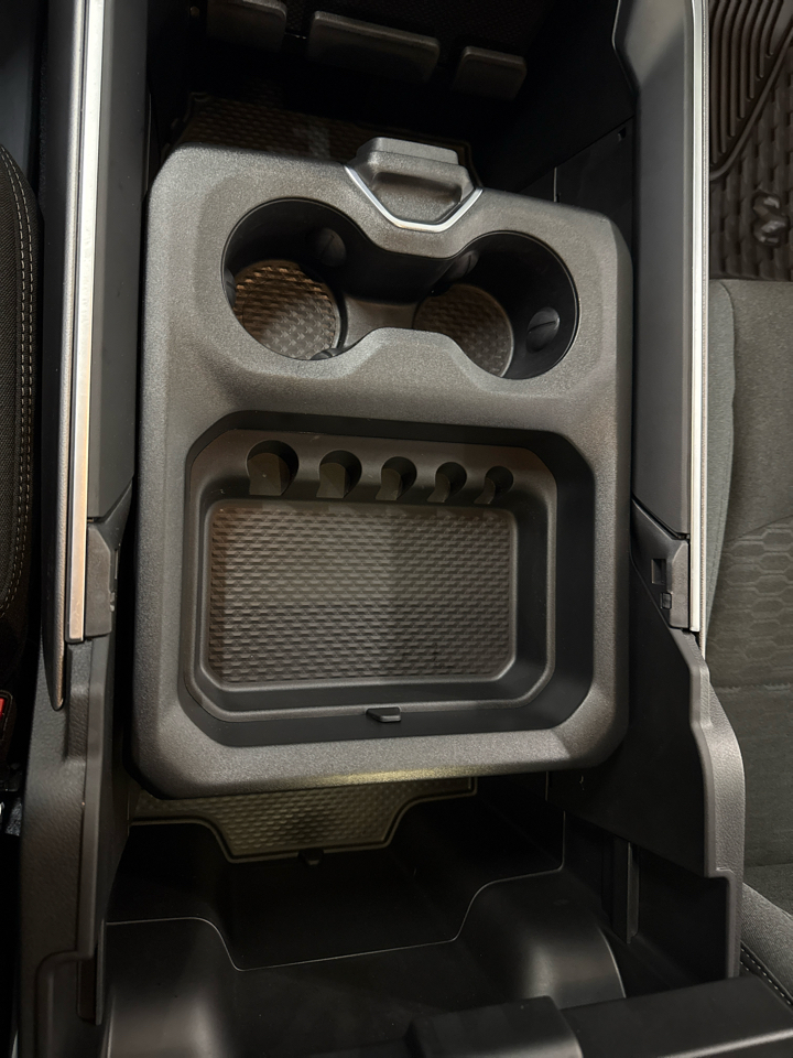 RAM 2500 Big Horn Crew Cab 4WD 2025