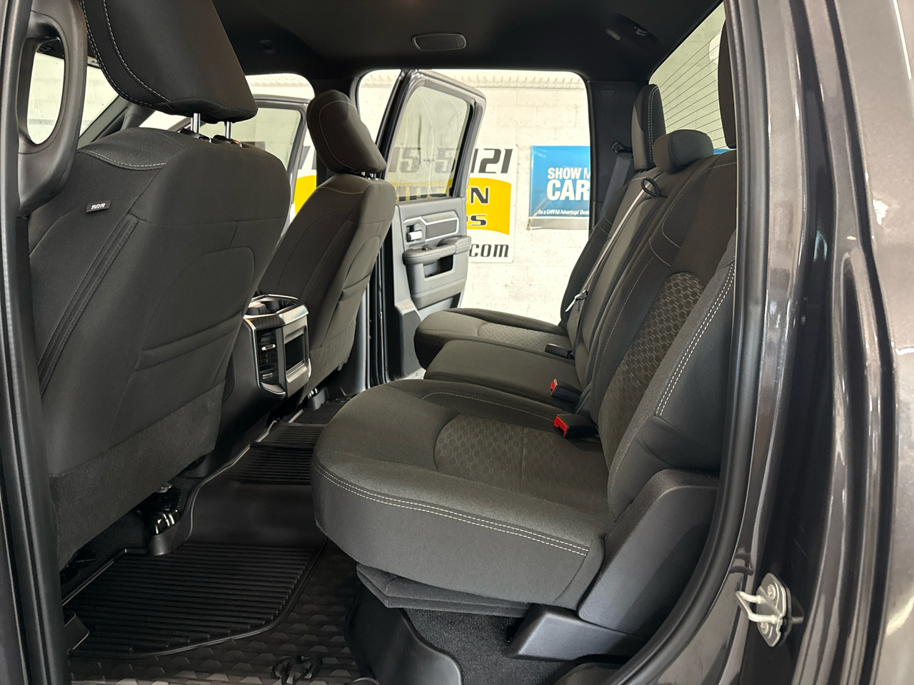 RAM 2500 Big Horn Crew Cab 4WD 2025