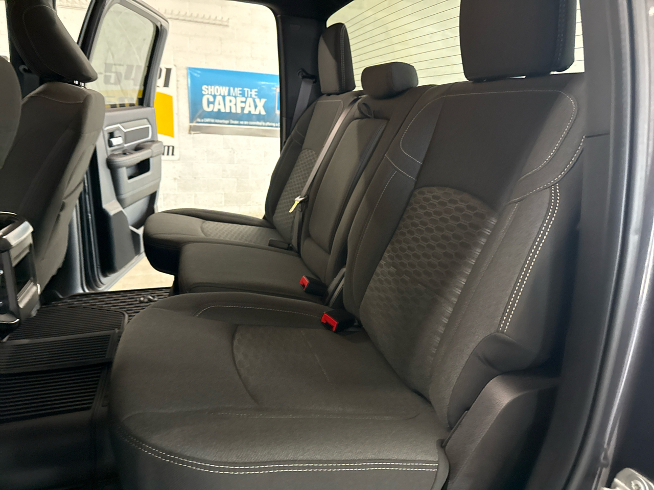 RAM 2500 Big Horn Crew Cab 4WD 2025