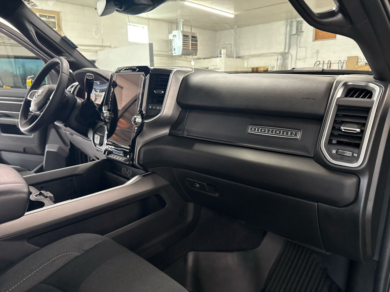 RAM 2500 Big Horn Crew Cab 4WD 2025