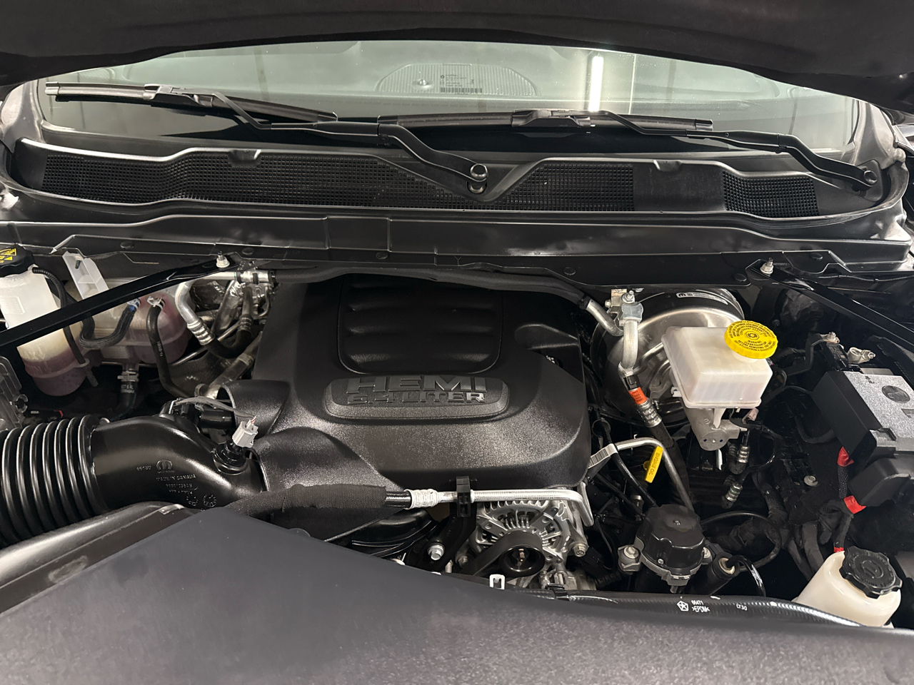 RAM 2500 Big Horn Crew Cab 4WD 2025