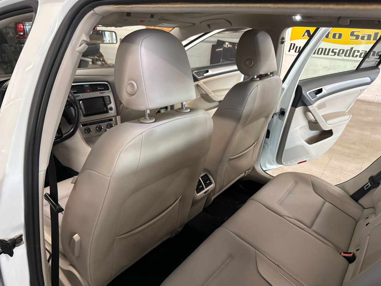 Volkswagen Golf SportWagen  2015