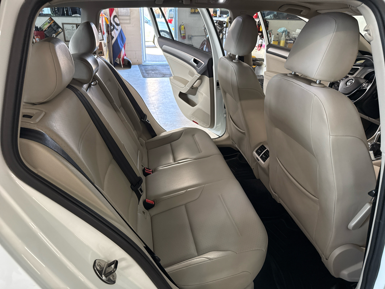 Volkswagen Golf SportWagen  2015