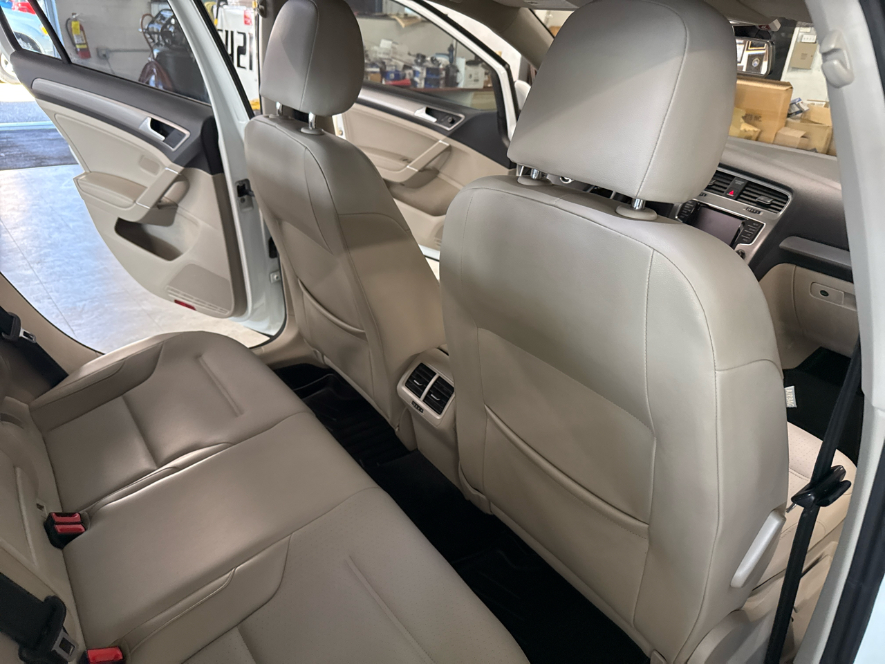 Volkswagen Golf SportWagen  2015