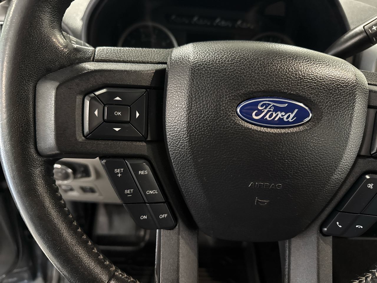 Ford F-150 XLT SuperCrew 4WD 2019