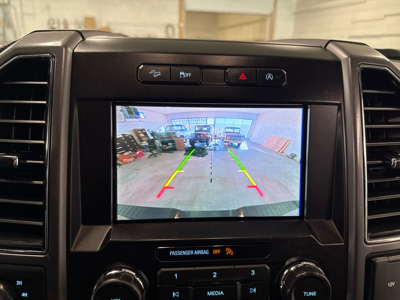 Ford F-150 XLT SuperCrew 4WD 2019