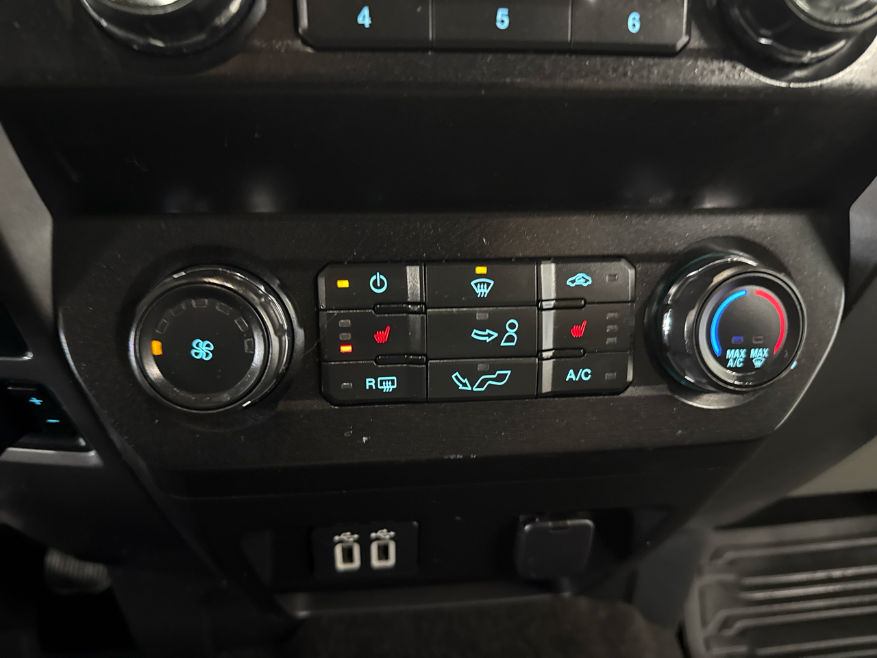 Ford F-150 XLT SuperCrew 4WD 2019