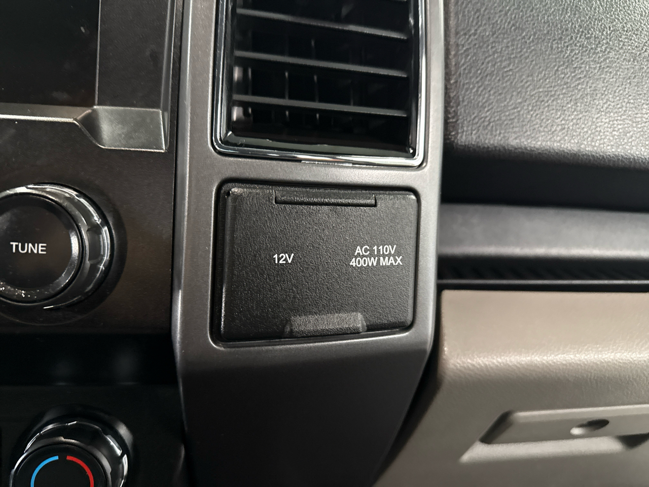 Ford F-150 XLT SuperCrew 4WD 2019