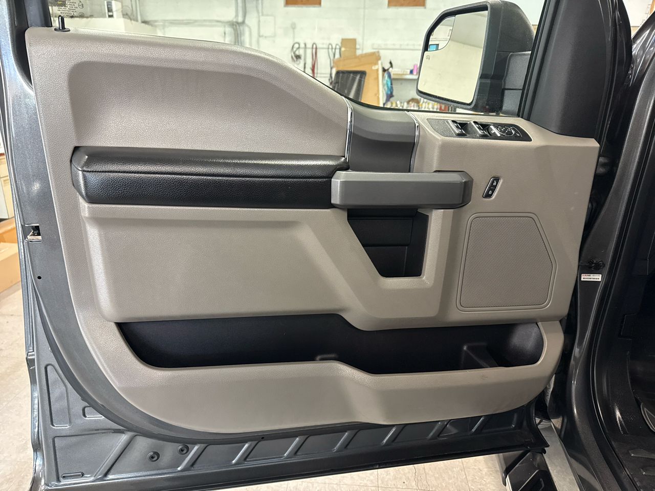 Ford F-150 XLT SuperCrew 4WD 2019