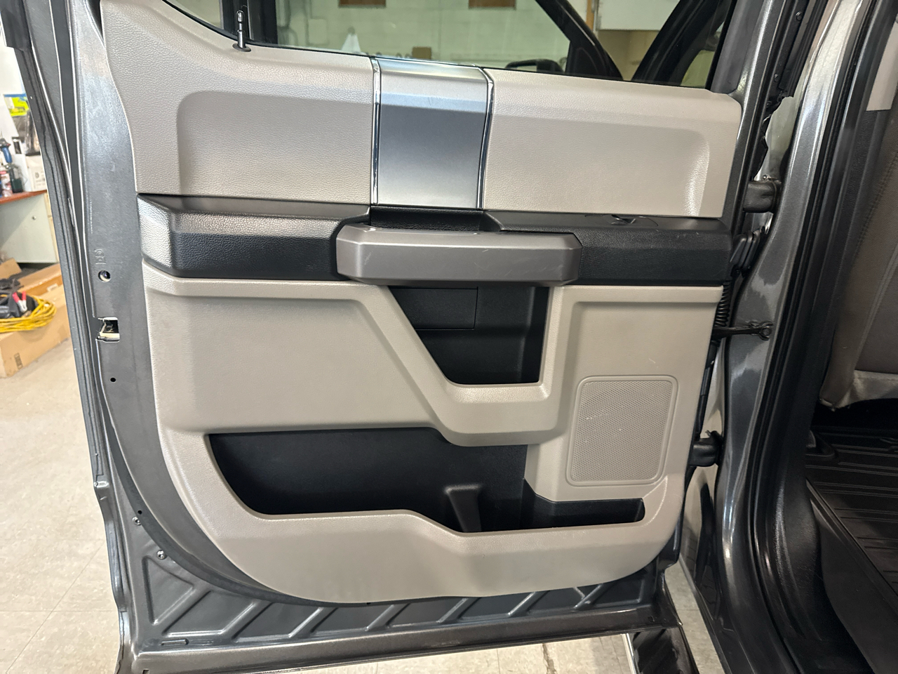 Ford F-150 XLT SuperCrew 4WD 2019