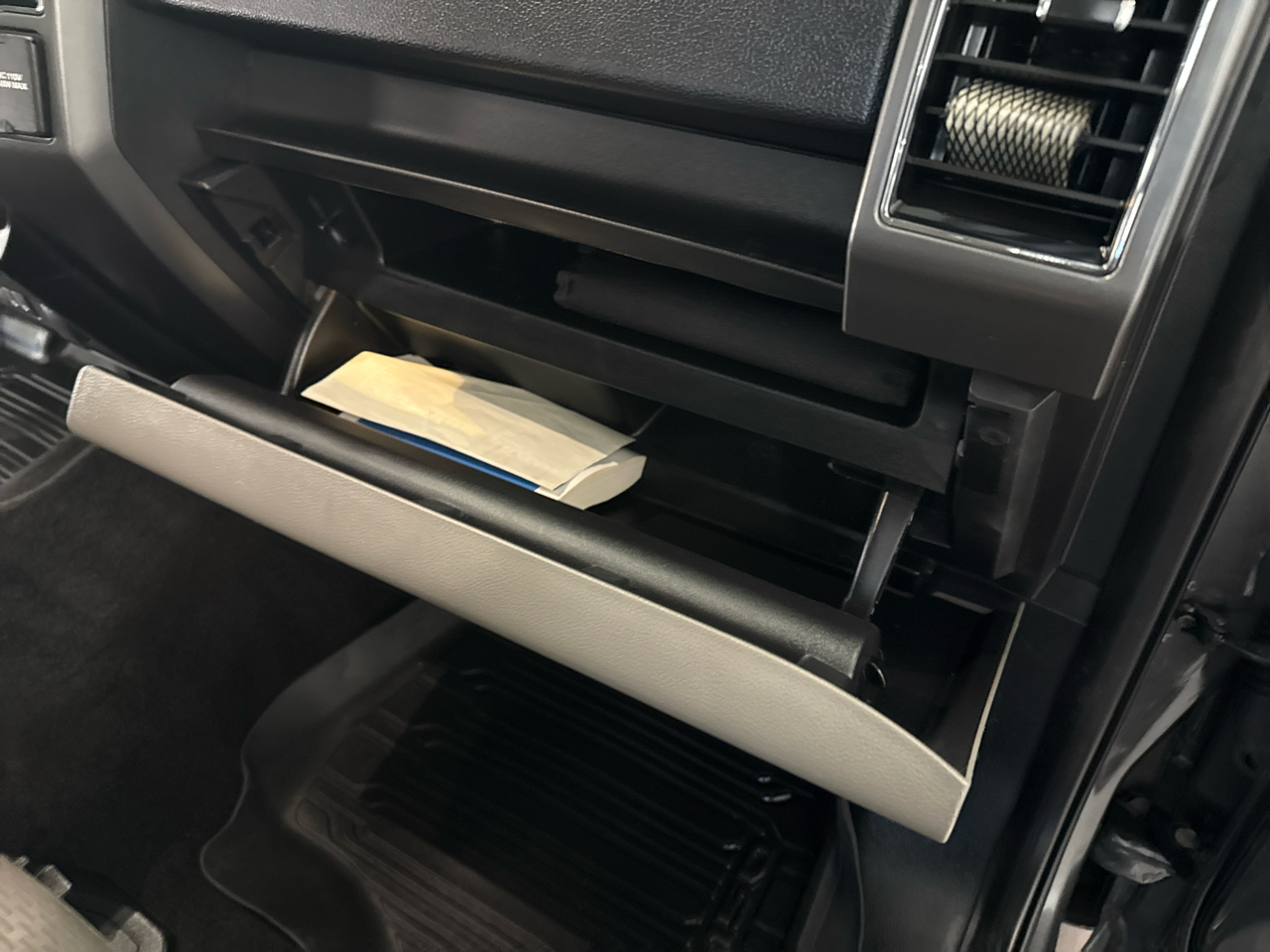 Ford F-150 XLT SuperCrew 4WD 2019