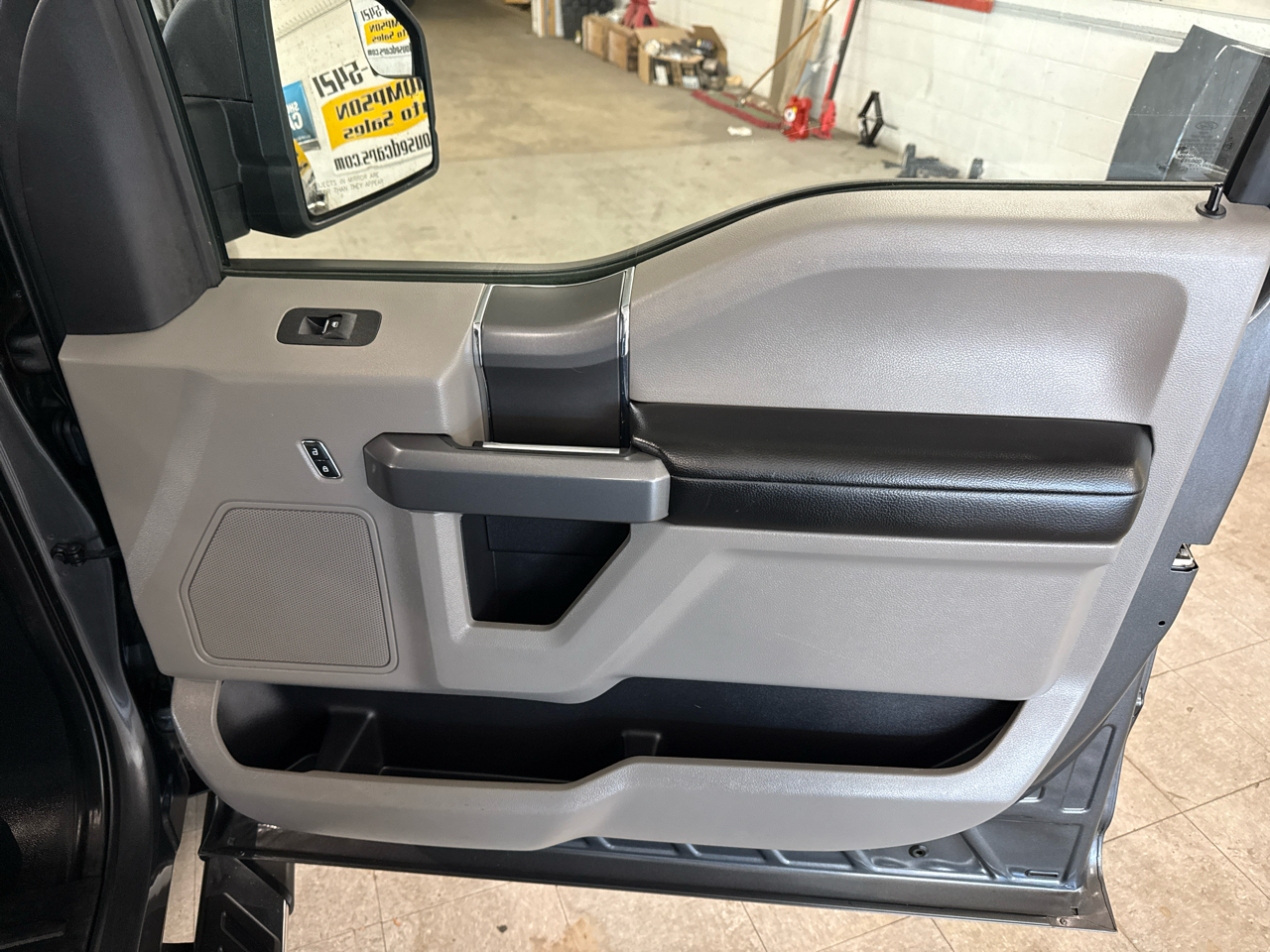 Ford F-150 XLT SuperCrew 4WD 2019