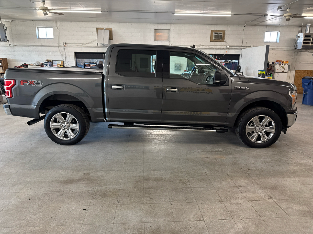 Ford F-150 XLT SuperCrew 4WD 2019