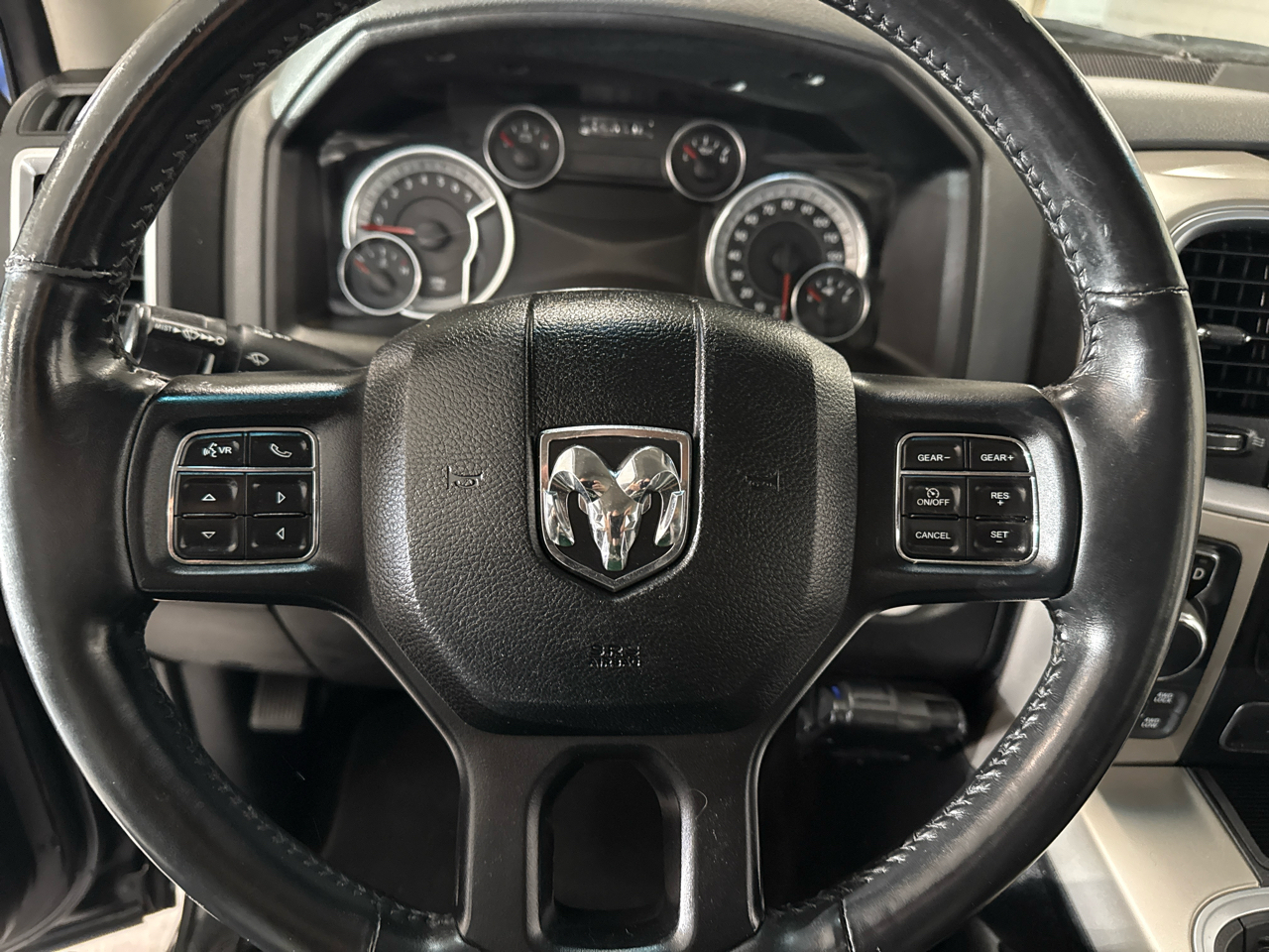 RAM 1500 Big Horn Crew Cab 4WD 2018