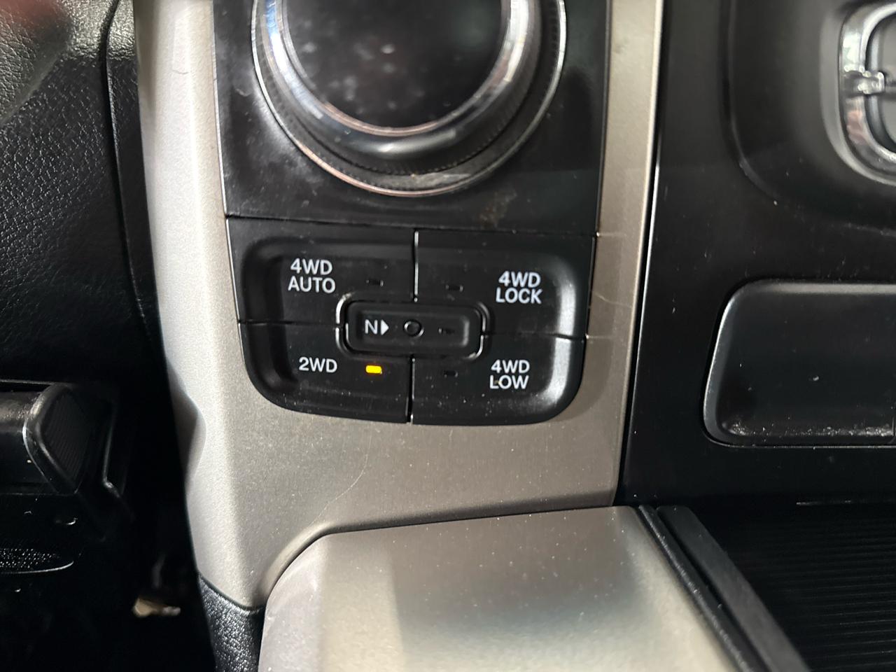 RAM 1500 Big Horn Crew Cab 4WD 2018