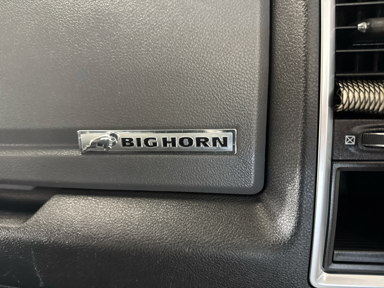 RAM 1500 Big Horn Crew Cab 4WD 2018