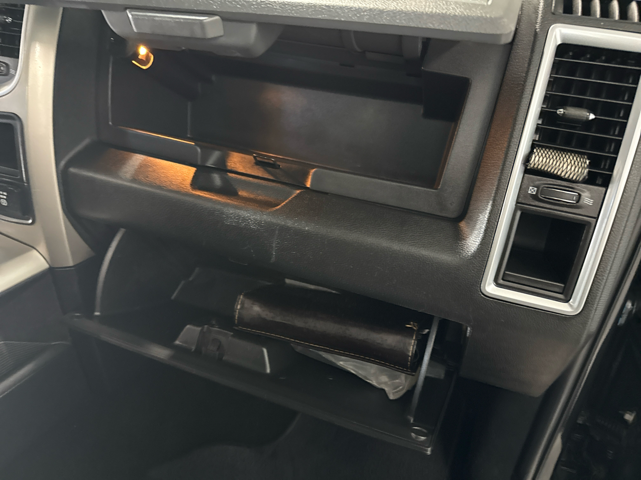 RAM 1500 Big Horn Crew Cab 4WD 2018