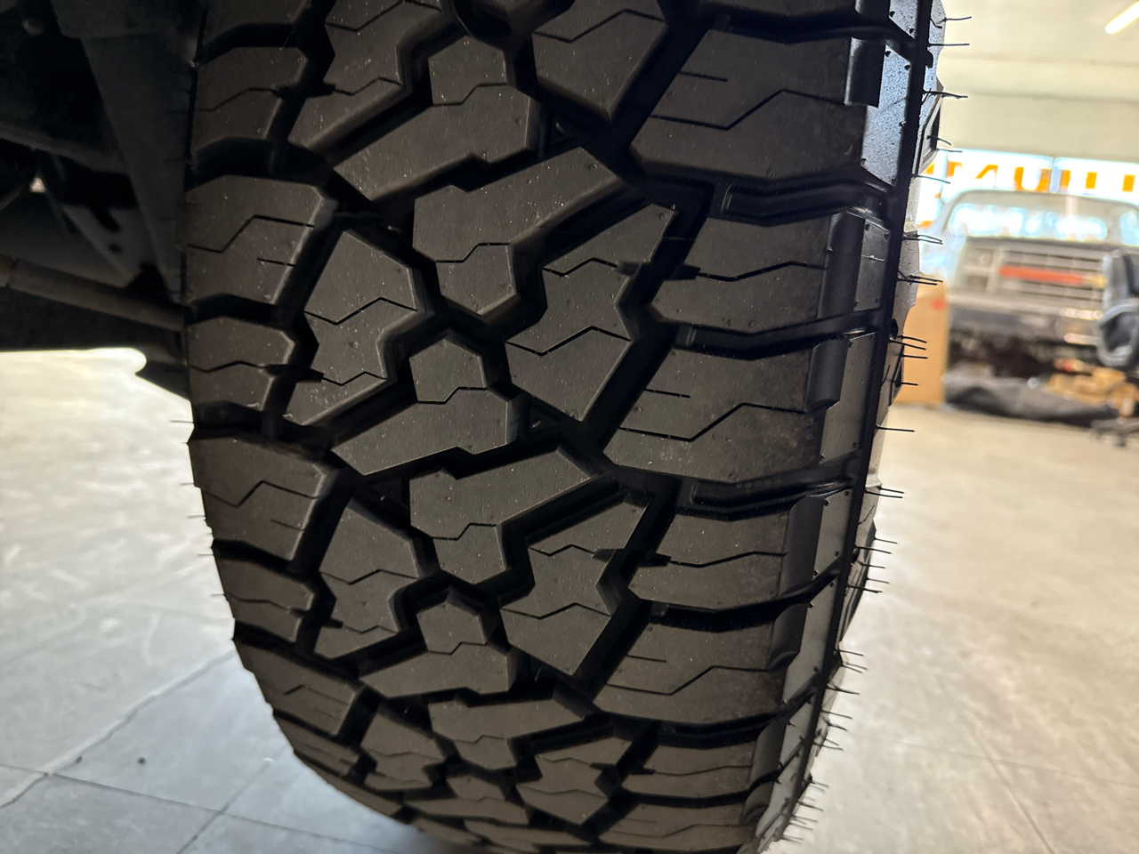 RAM 1500 Big Horn Crew Cab 4WD 2018