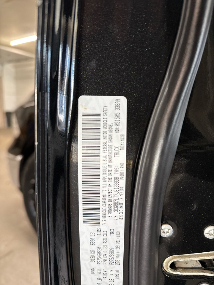 RAM 1500 Big Horn Crew Cab 4WD 2018