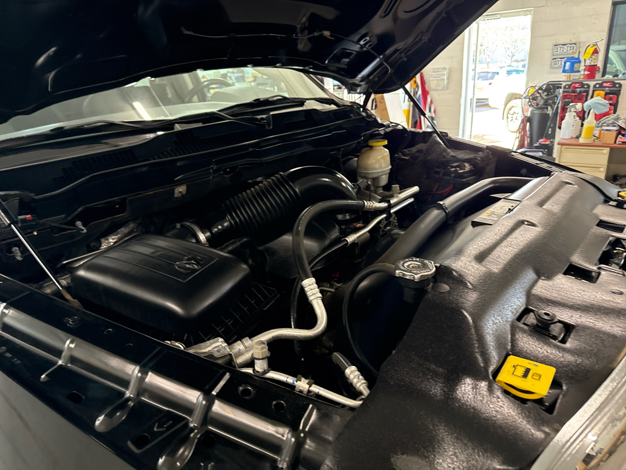 RAM 1500 Big Horn Crew Cab 4WD 2018