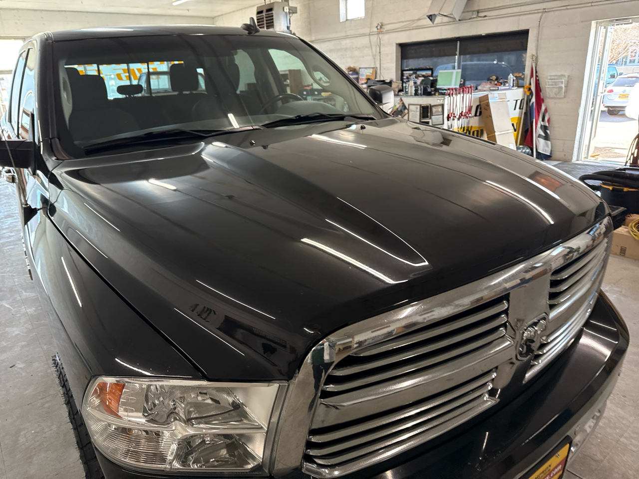 RAM 1500 Big Horn Crew Cab 4WD 2018