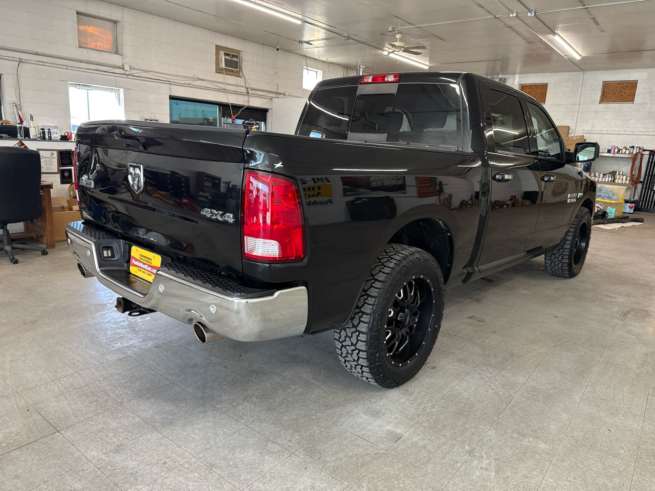 RAM 1500 Big Horn Crew Cab 4WD 2018
