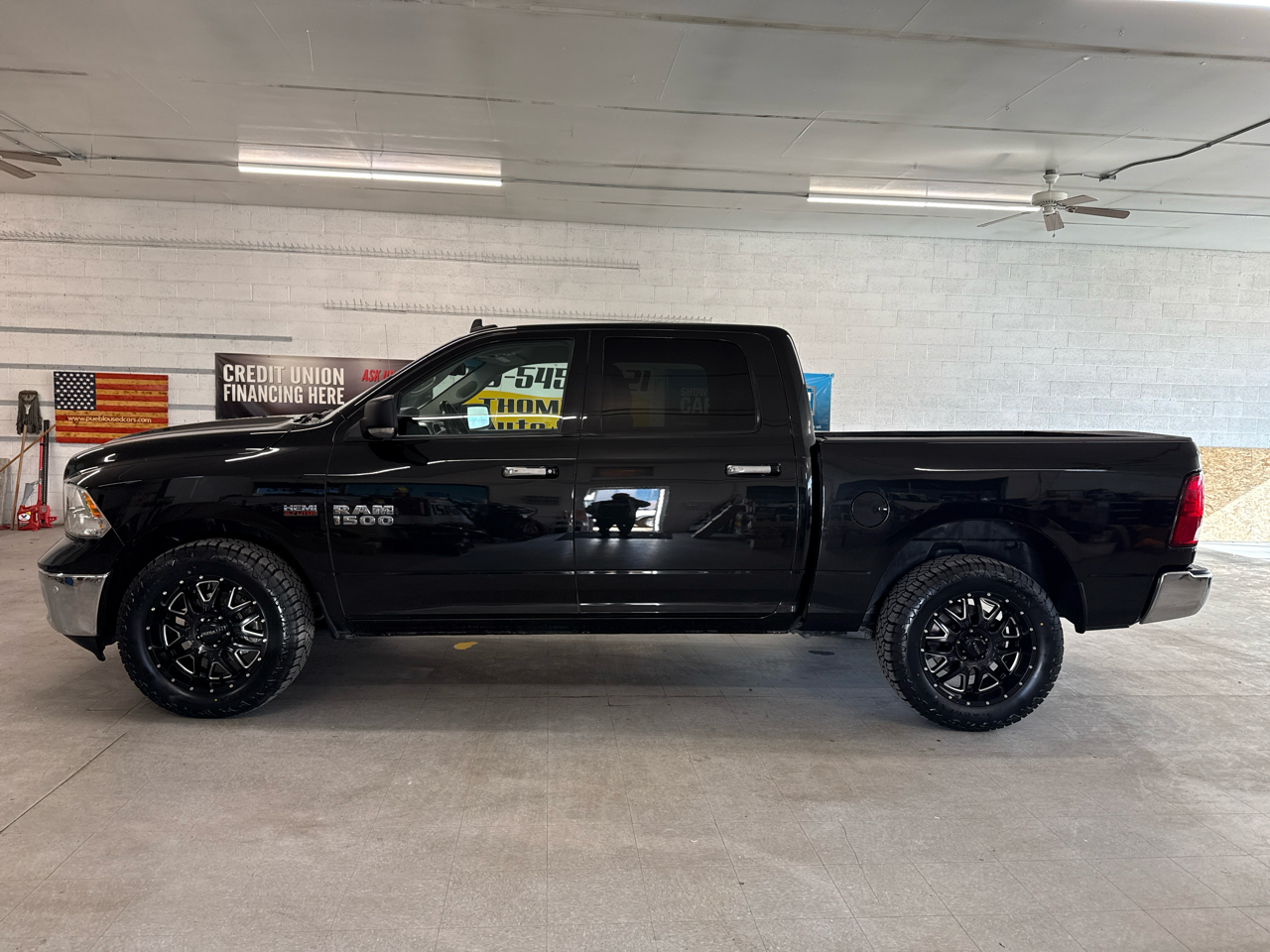 RAM 1500 Big Horn Crew Cab 4WD 2018