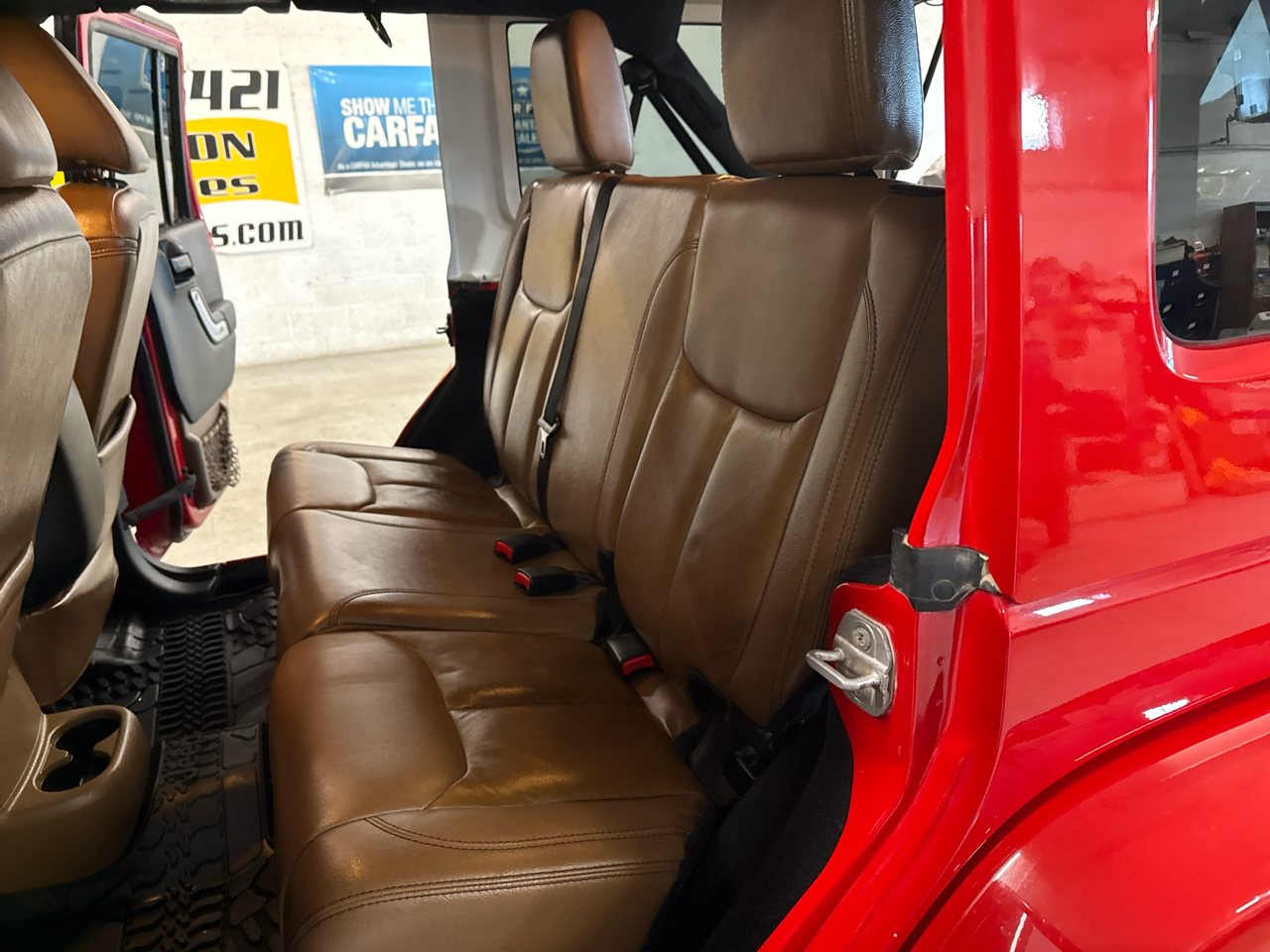 Jeep Wrangler Unlimited Sahara 4WD 2013