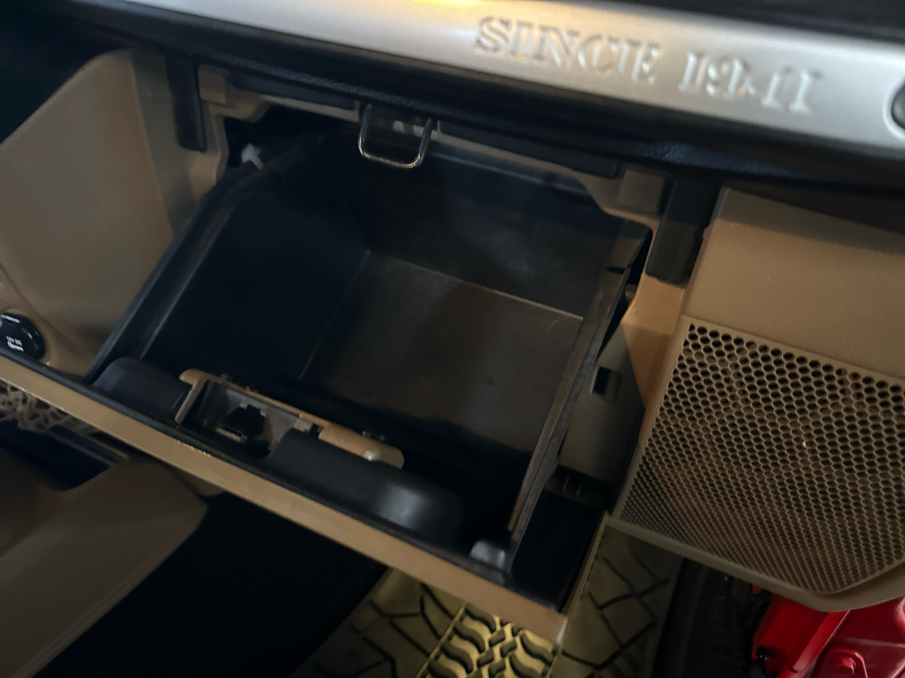 Jeep Wrangler Unlimited Sahara 4WD 2013