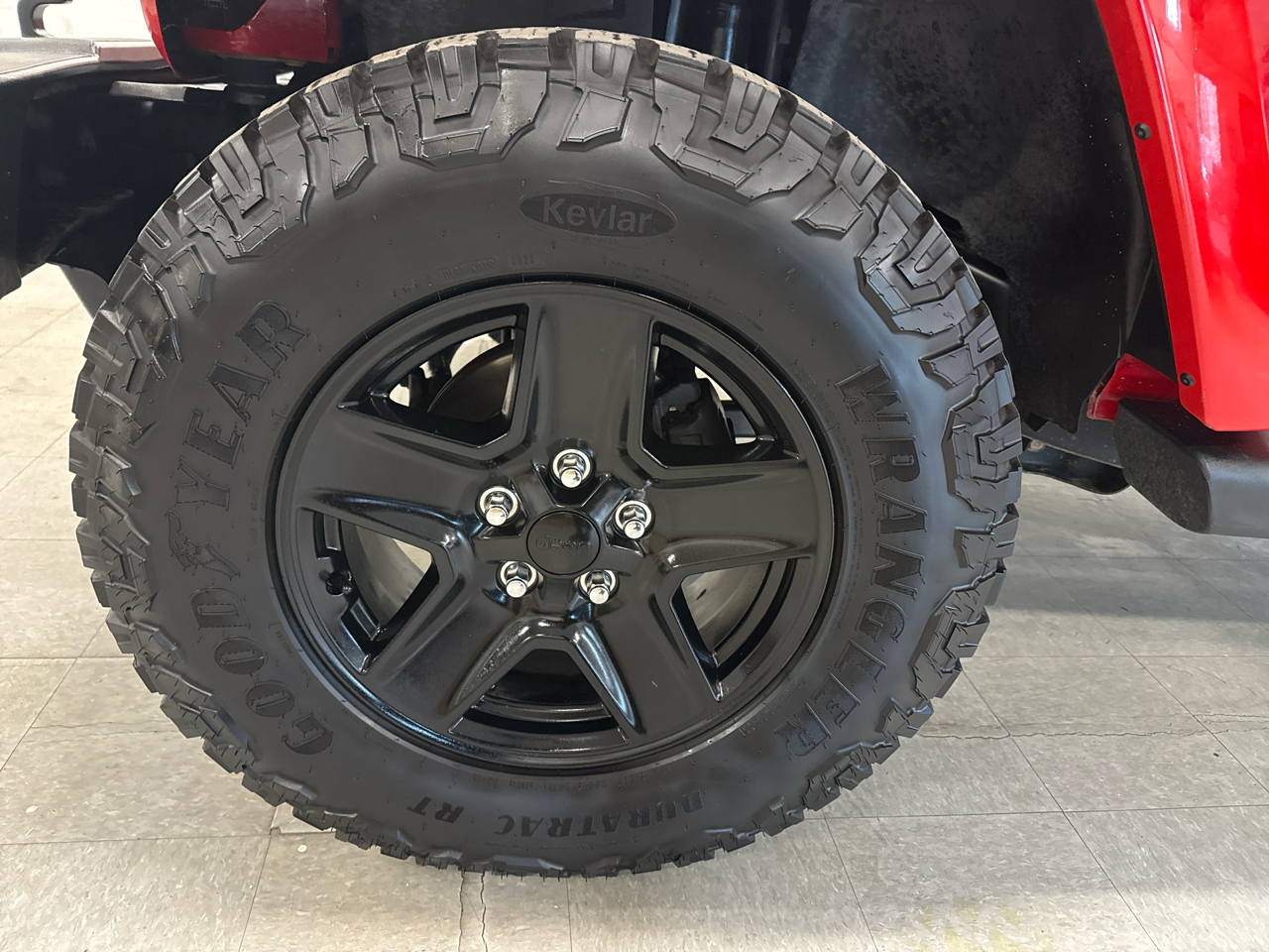 Jeep Wrangler Unlimited Sahara 4WD 2013