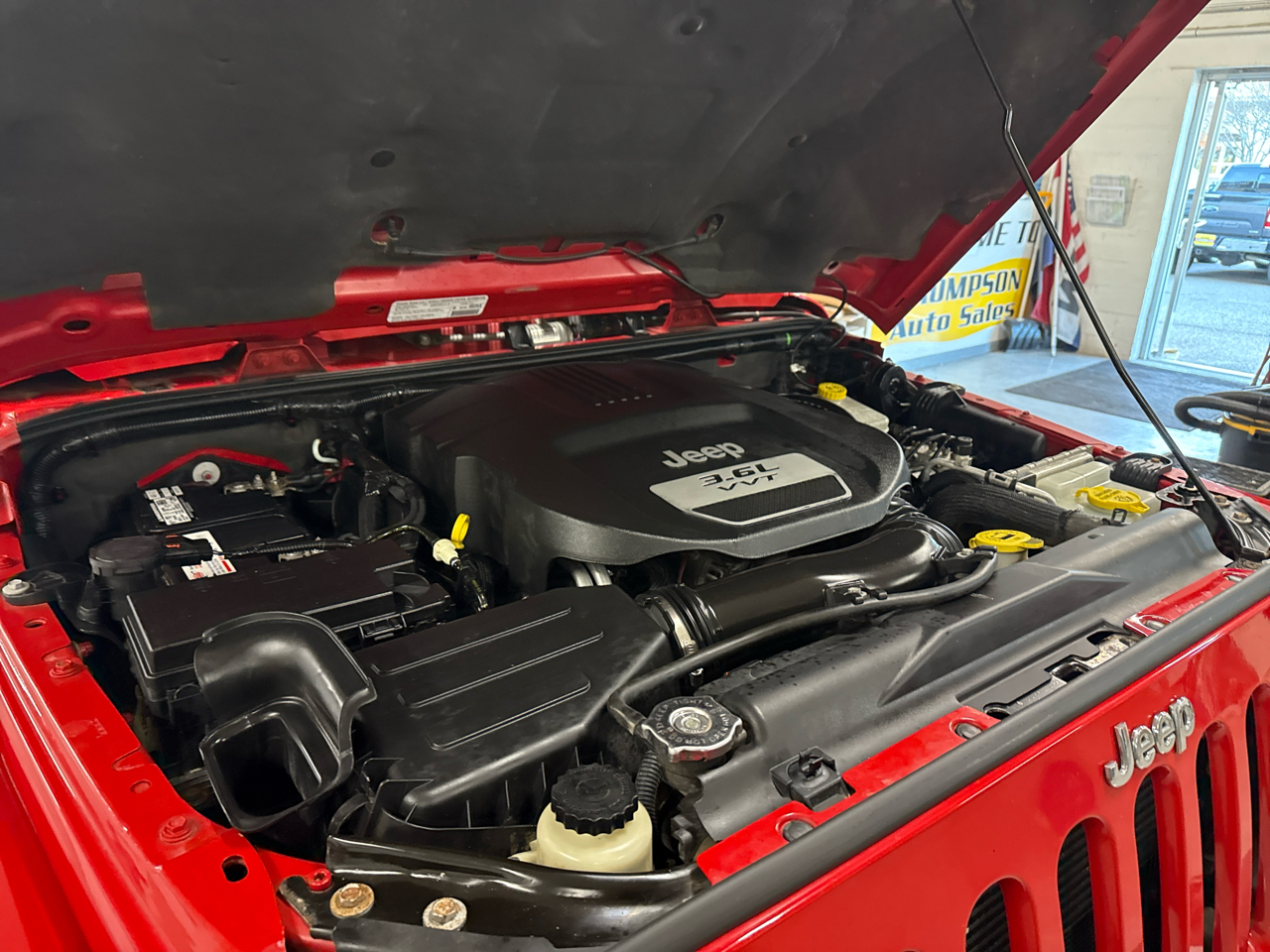 Jeep Wrangler Unlimited Sahara 4WD 2013