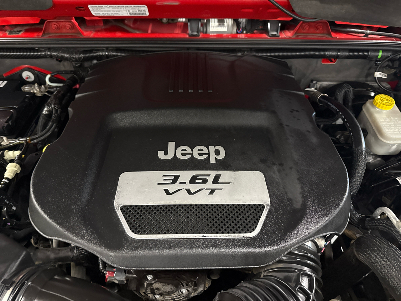 Jeep Wrangler Unlimited Sahara 4WD 2013