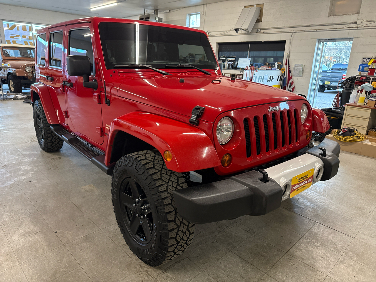 Jeep Wrangler Unlimited Sahara 4WD 2013