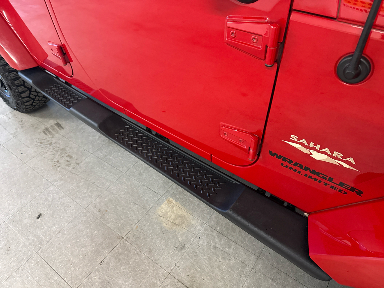 Jeep Wrangler Unlimited Sahara 4WD 2013