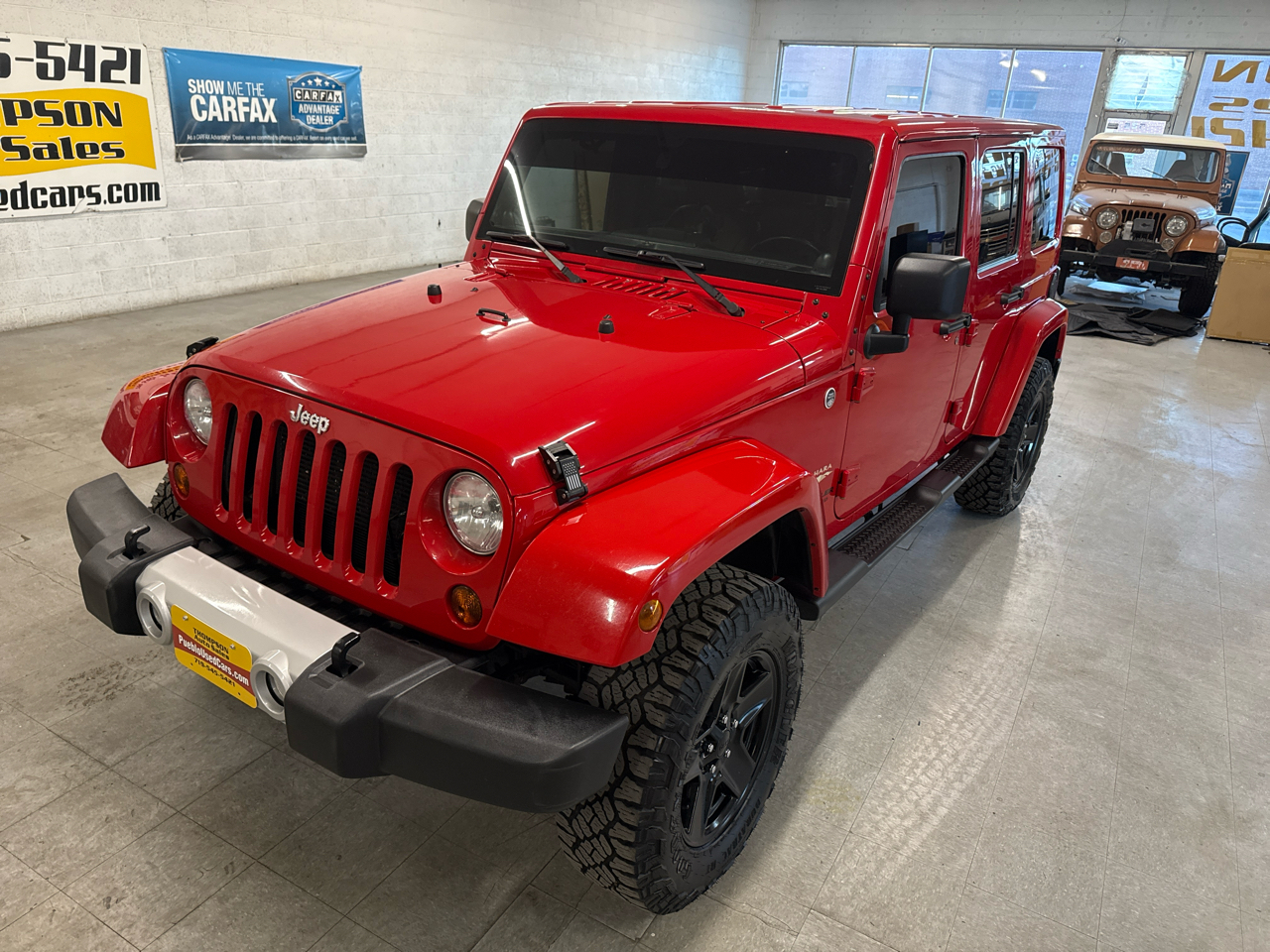 Jeep Wrangler Unlimited Sahara 4WD 2013