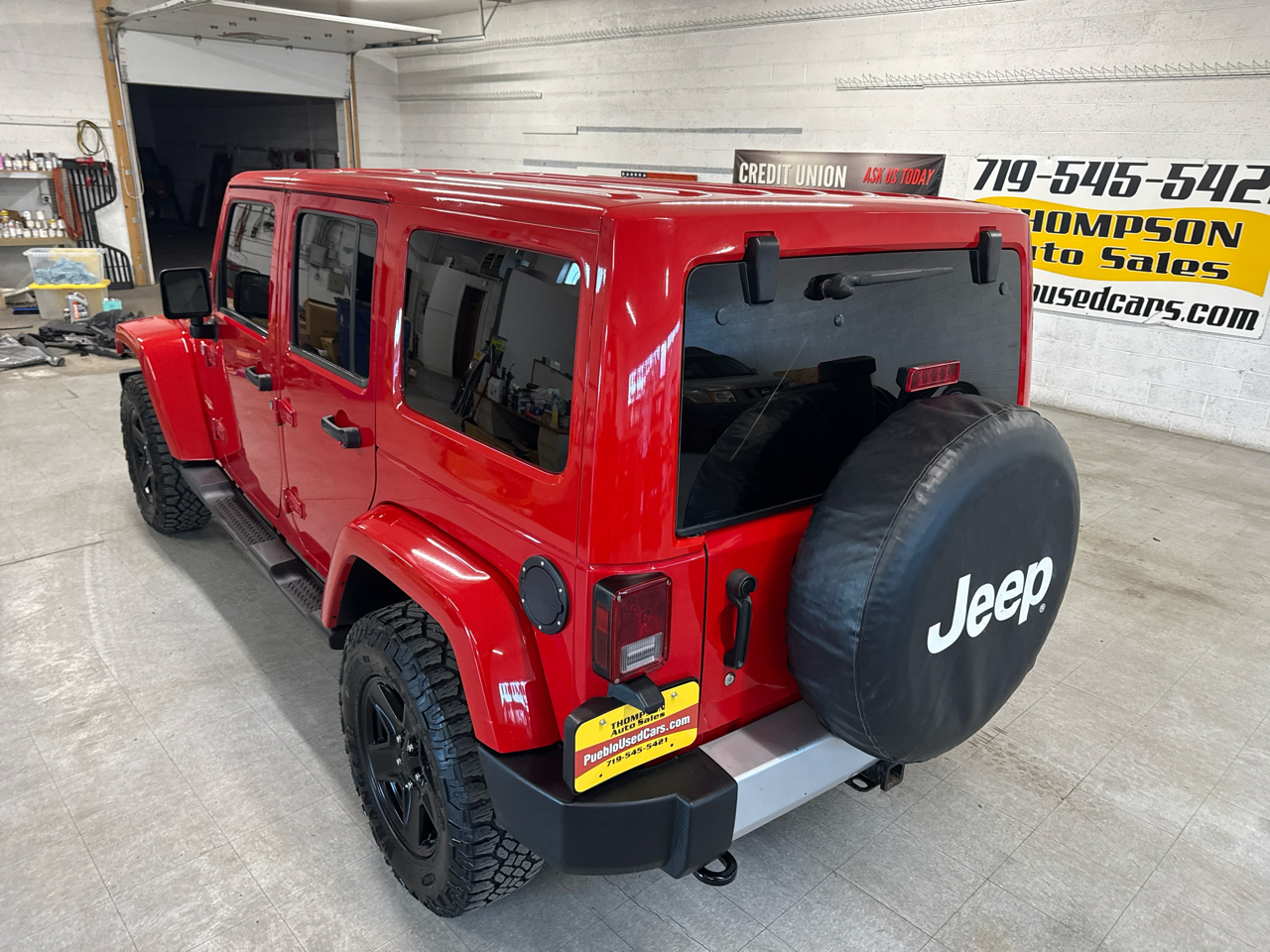 Jeep Wrangler Unlimited Sahara 4WD 2013