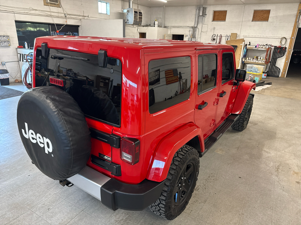 Jeep Wrangler Unlimited Sahara 4WD 2013