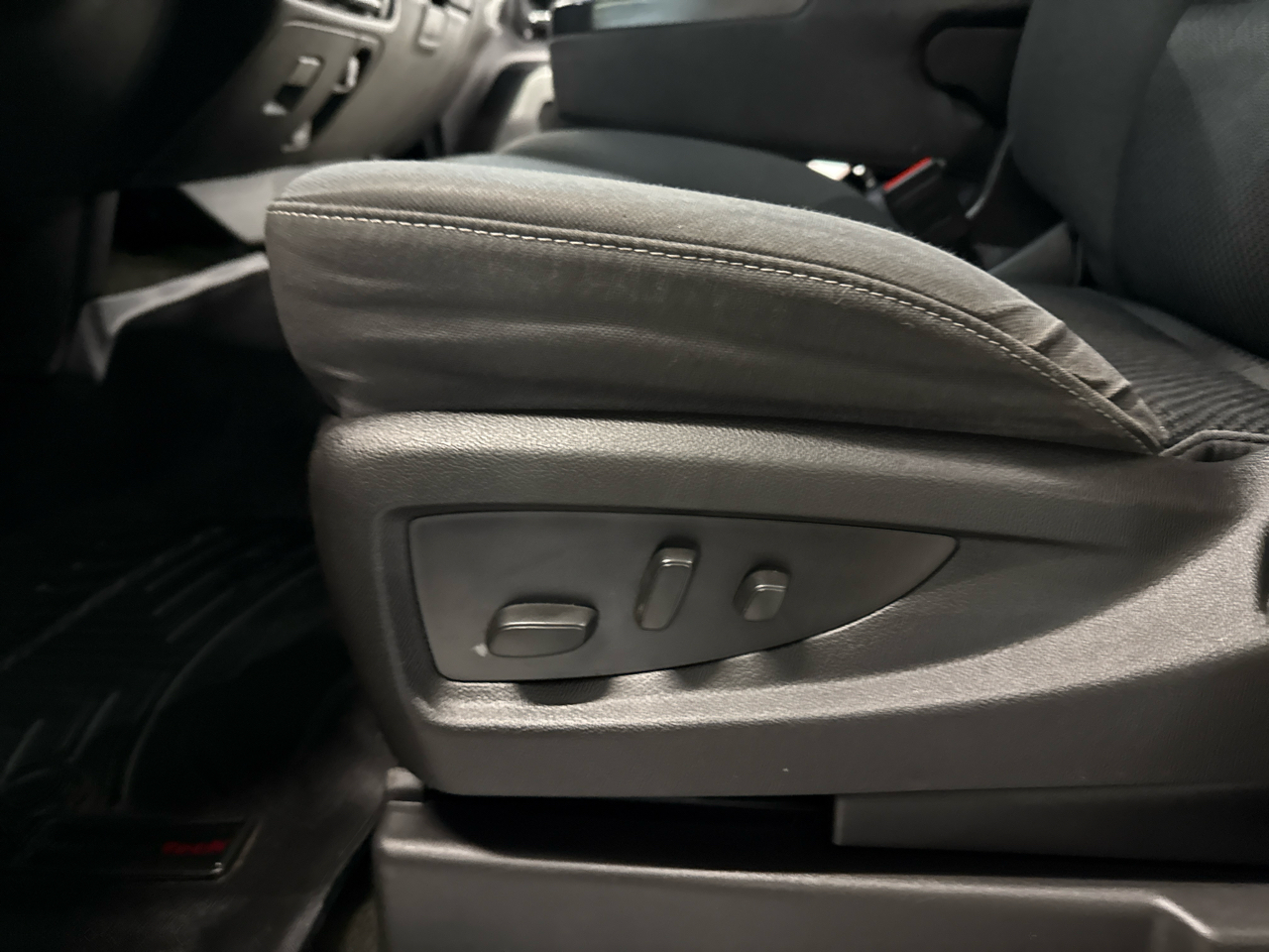 Chevrolet Silverado 1500 LT Crew Cab 4WD 2017